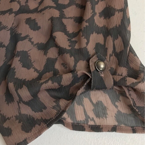 Express Leopard Print Semi Sheer Roll Tab Sleeve Gray Brown Dress Women's Small - Picture 5 of 12